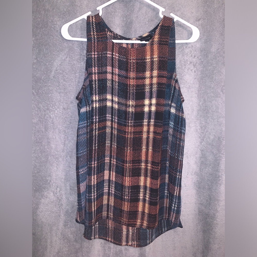 Who What Wear shirt size large color brown and green and tan plaid pattern